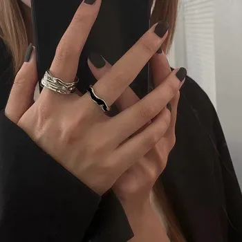 2023 Ново модно просто винтажное пръстен с неправилна форма с индивидуално регулируем отвор, модерен черен пръстен, набор от бижута за момичета